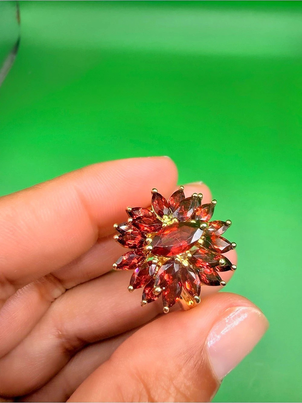 925 Sterling Silver Garnet Ring Size 9.